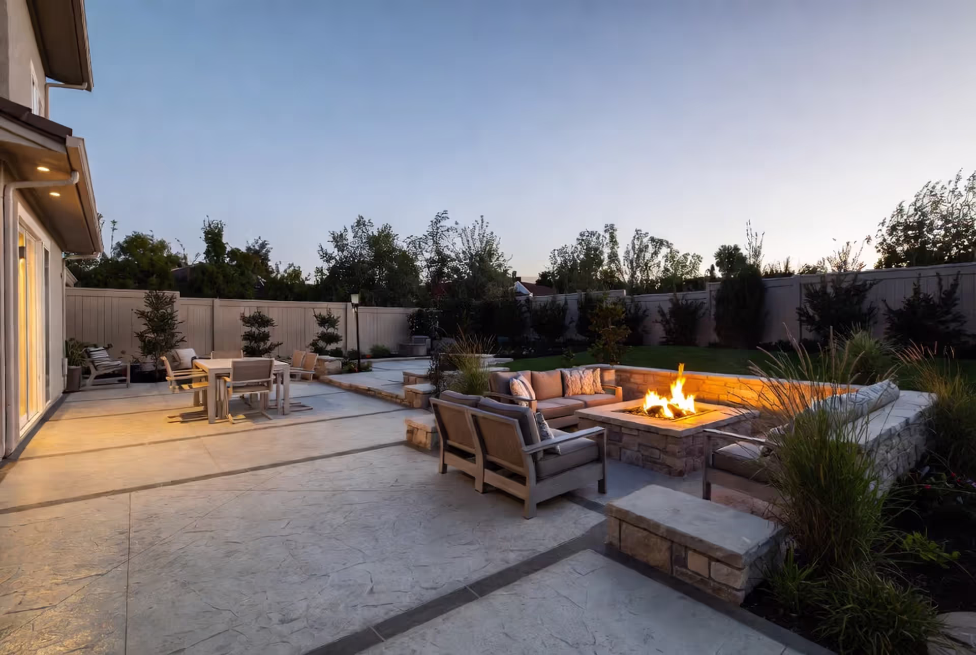 Modern Concrete Backyard Design